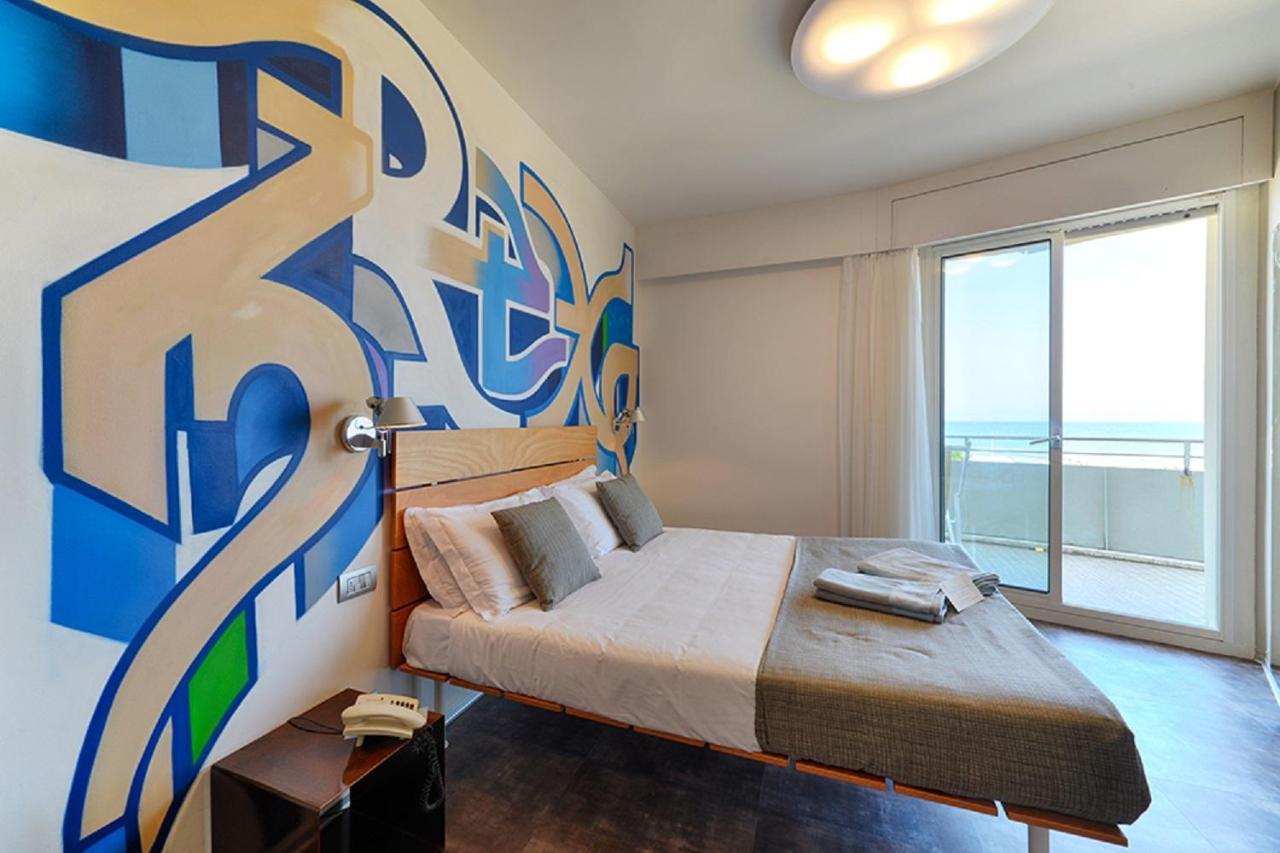 Hotel Rex - Fronte Mare リッチョーネ エクステリア 写真